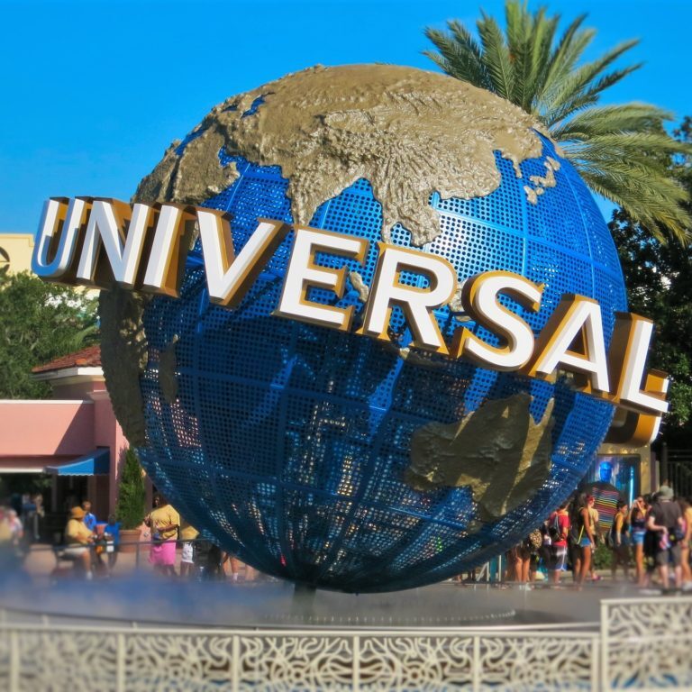 universal-studios-1640516_1920